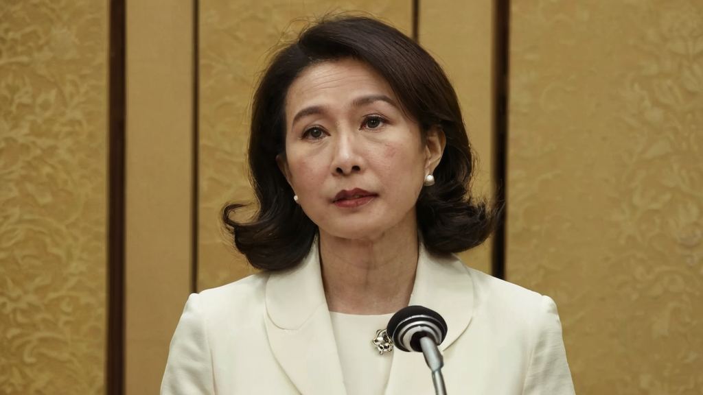 让我们一起揭开囚徒完整版背后的悬疑世界明星意外变身引发热议